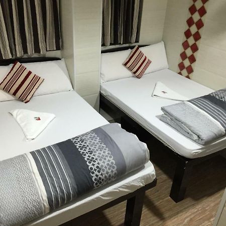 Skyline Hostel Hong Kong Exterior photo