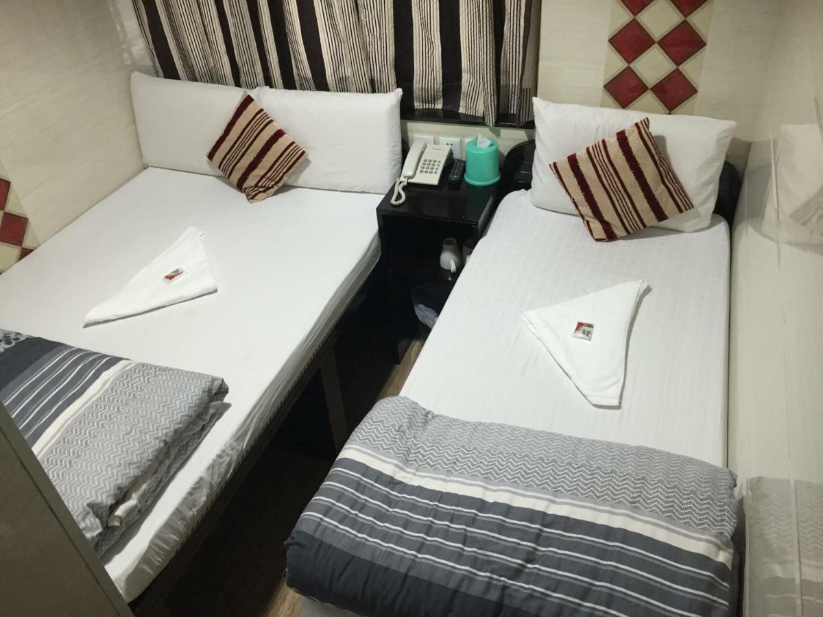 Skyline Hostel Hong Kong Exterior photo