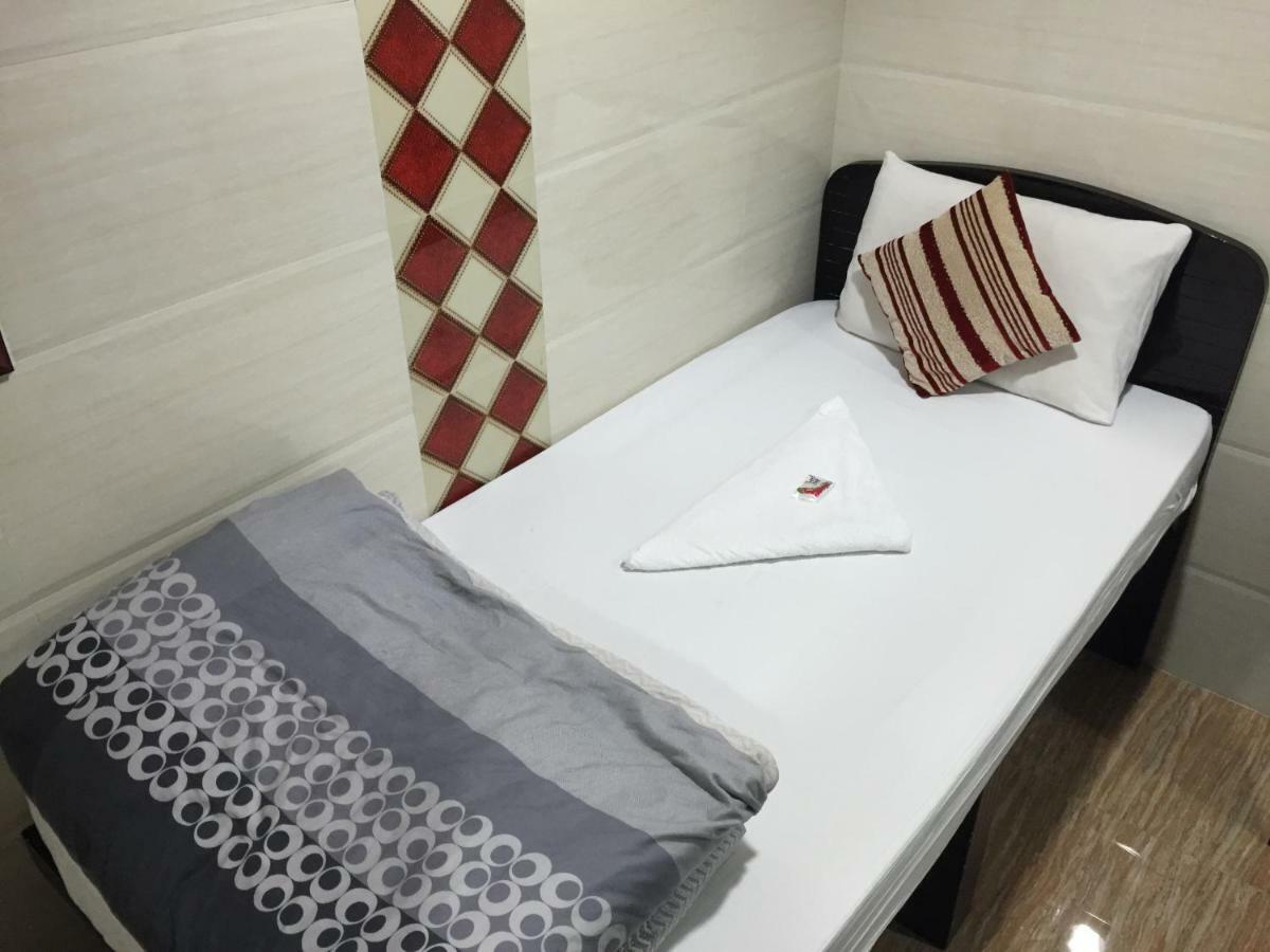 Skyline Hostel Hong Kong Exterior photo
